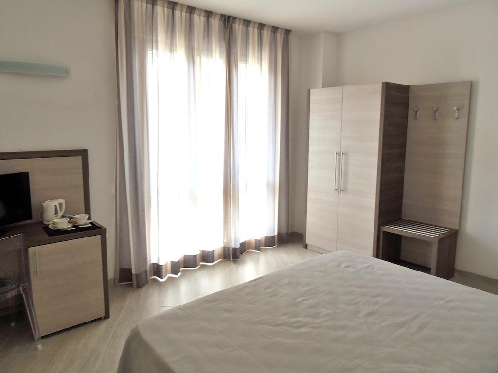 Hotel Lido Inn Lido di Camaiore Habitación foto